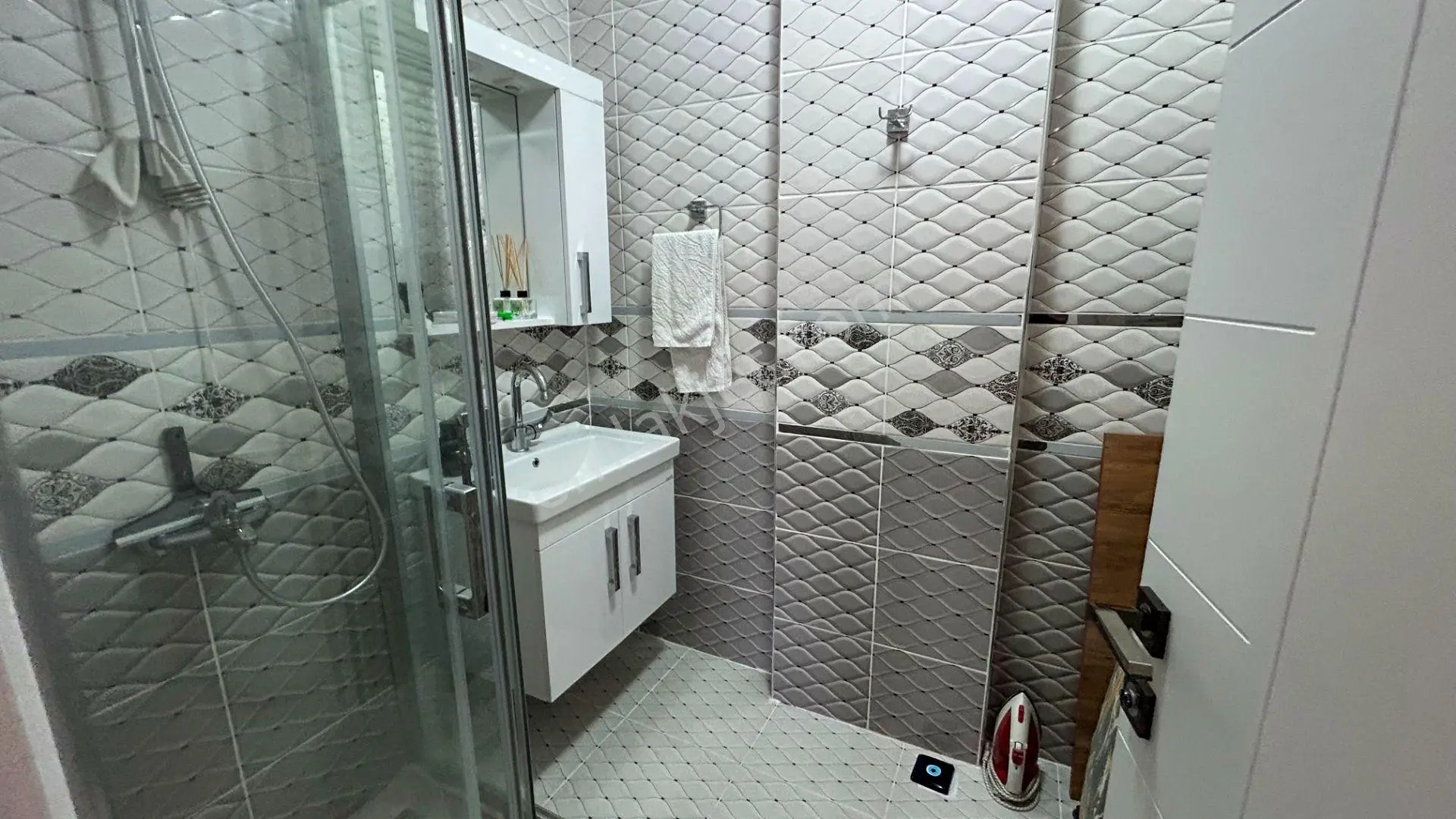 Uzmanlar'dan Sapanca Havuzlu Site İçinde Satılık 2+1 Daire — fotoğraf 11