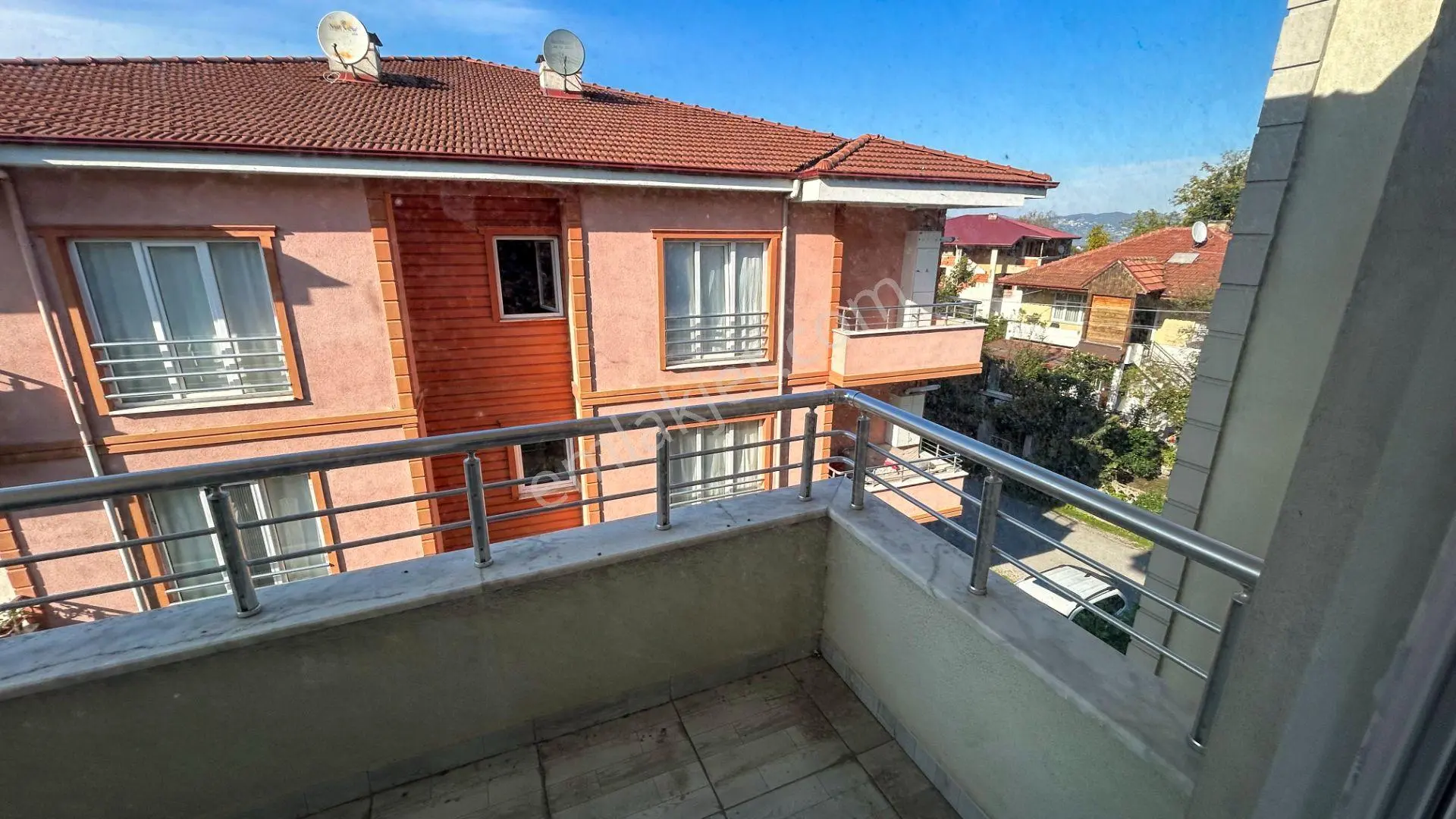 Uzmanlar'dan Sapanca Havuzlu Site İçinde Satılık 2+1 Daire — fotoğraf 23