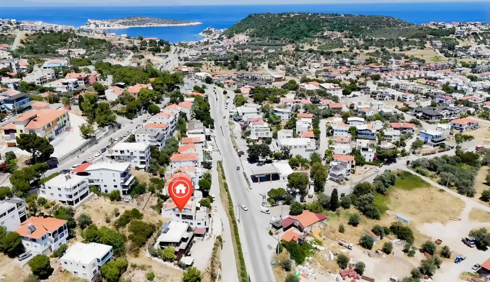 Deniz Manzaralı Merkezi Konumda Satılık Daire — fotoğraf 3