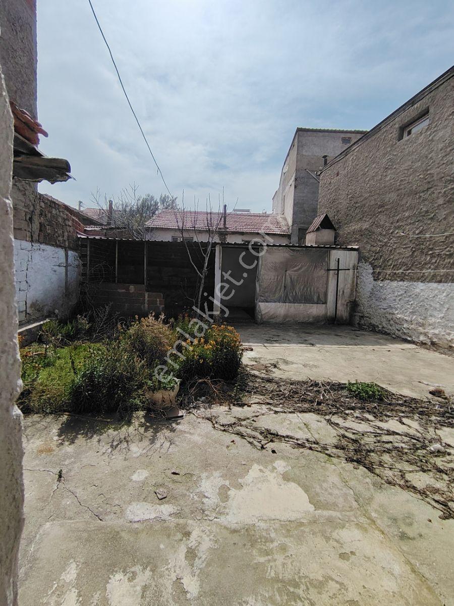 Sit Alanı Dışında 3 Kat İmarlı 187 M2 Müstakil Evimiz Satılıktı. — fotoğraf 6