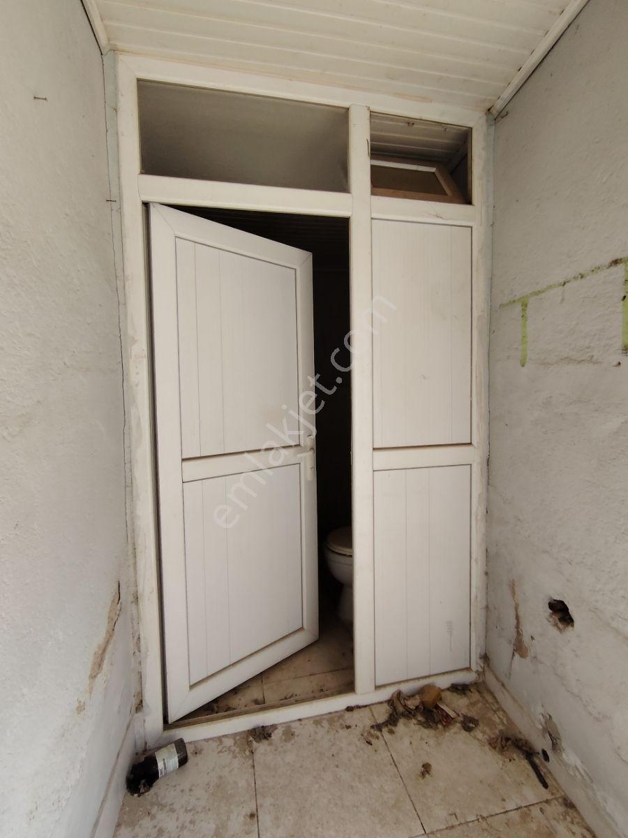 Sit Alanı Dışında 3 Kat İmarlı 187 M2 Müstakil Evimiz Satılıktı. — fotoğraf 7