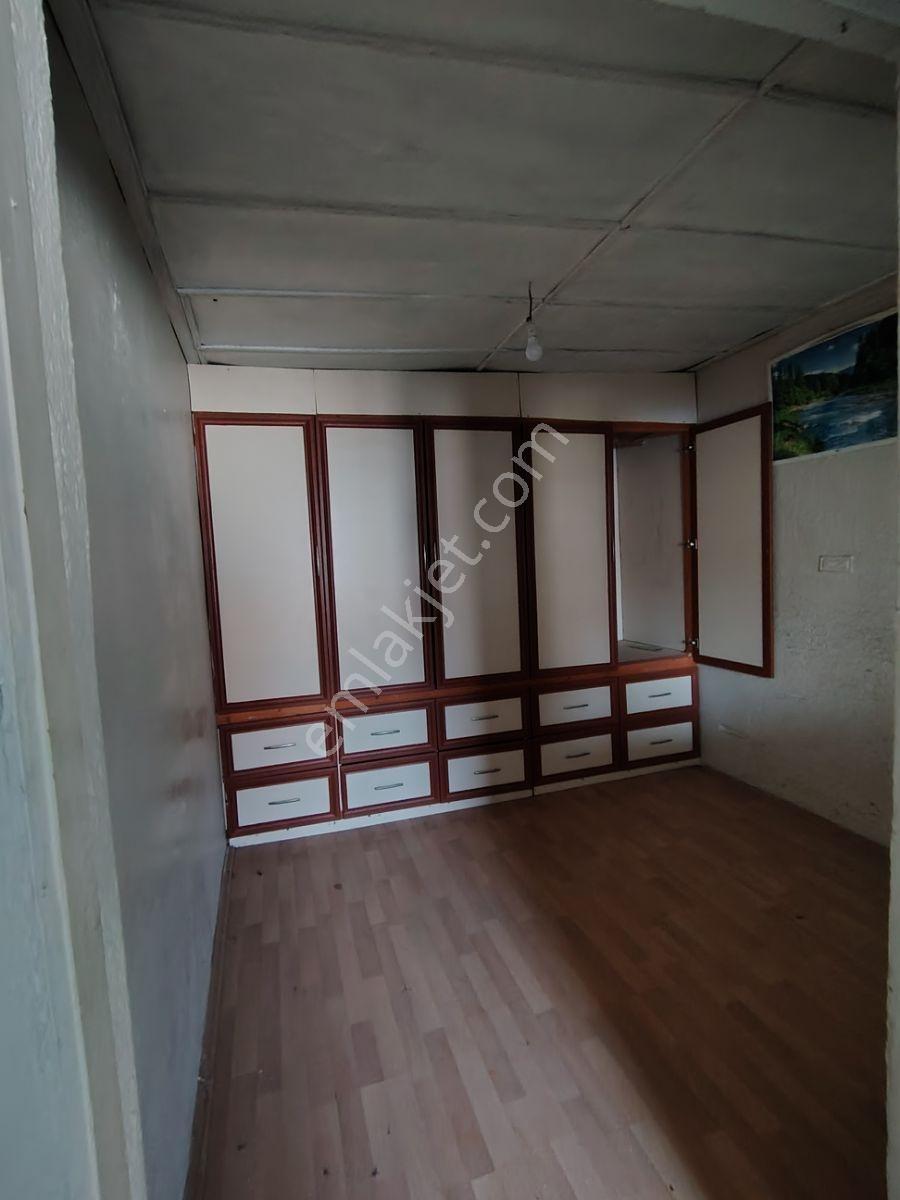 Sit Alanı Dışında 3 Kat İmarlı 187 M2 Müstakil Evimiz Satılıktı. — fotoğraf 10