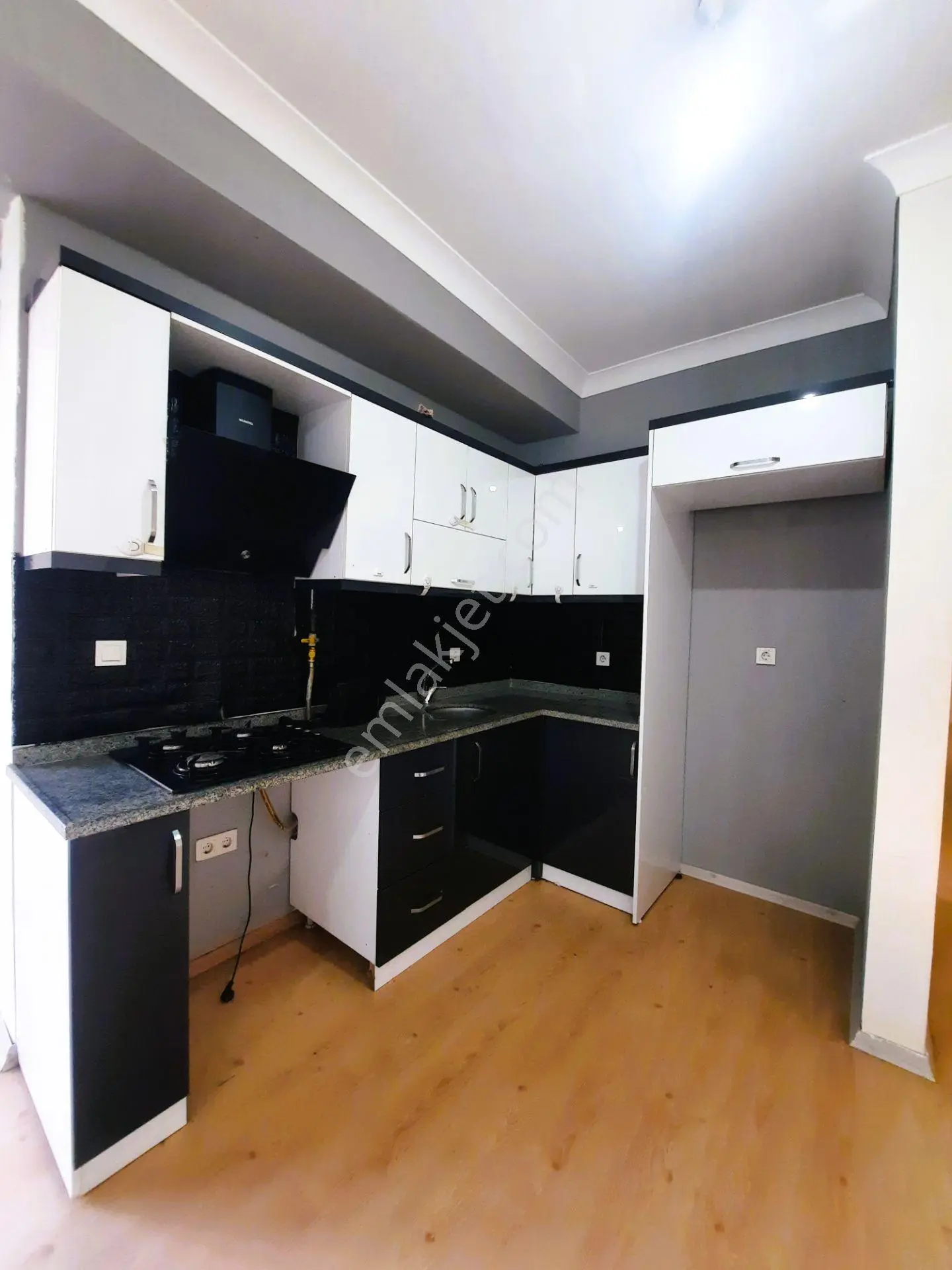 Düzce Şehir Merkezinde Keyifli Yaşama Hazır 2+1 Satılık Daire! — fotoğraf 8