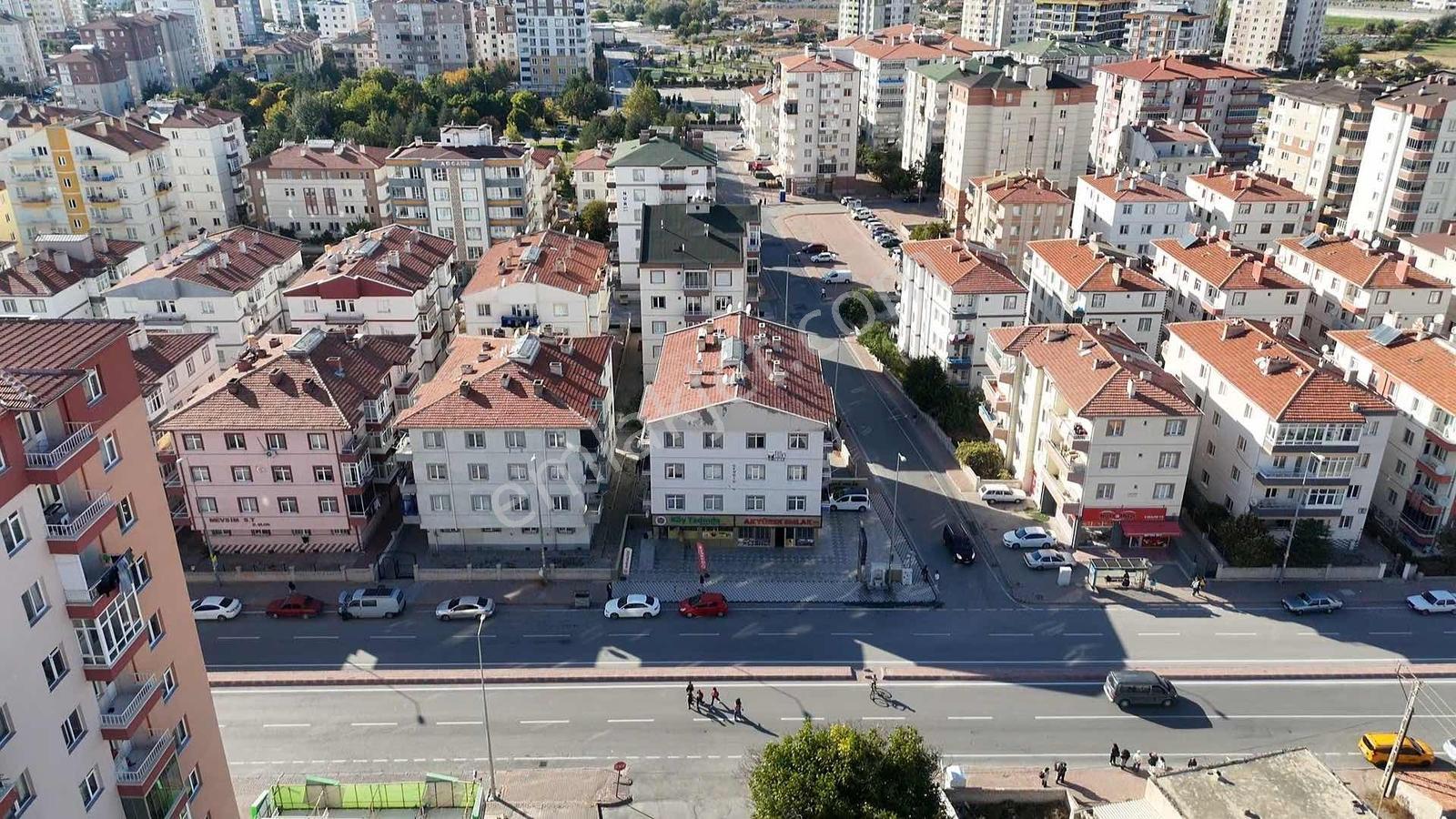 Hocaahmet Yesevi Mah. Ana Cadde Üzeri 3+1 Daire — fotoğraf 2