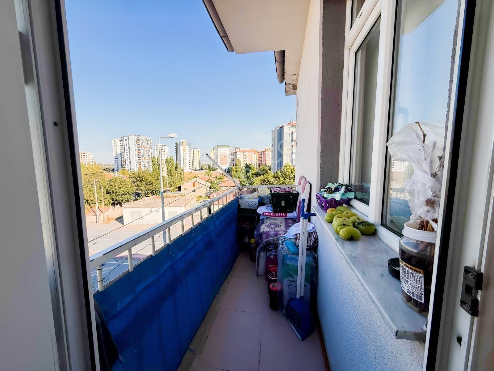 Hocaahmet Yesevi Mah. Ana Cadde Üzeri 3+1 Daire — fotoğraf 15