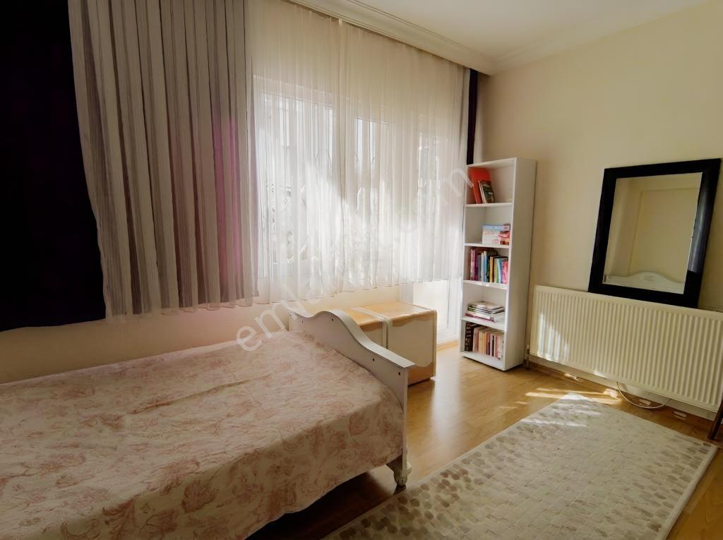 Balçova Onur Mahallesinde Geniş Satılık 3+1 Daire — fotoğraf 9