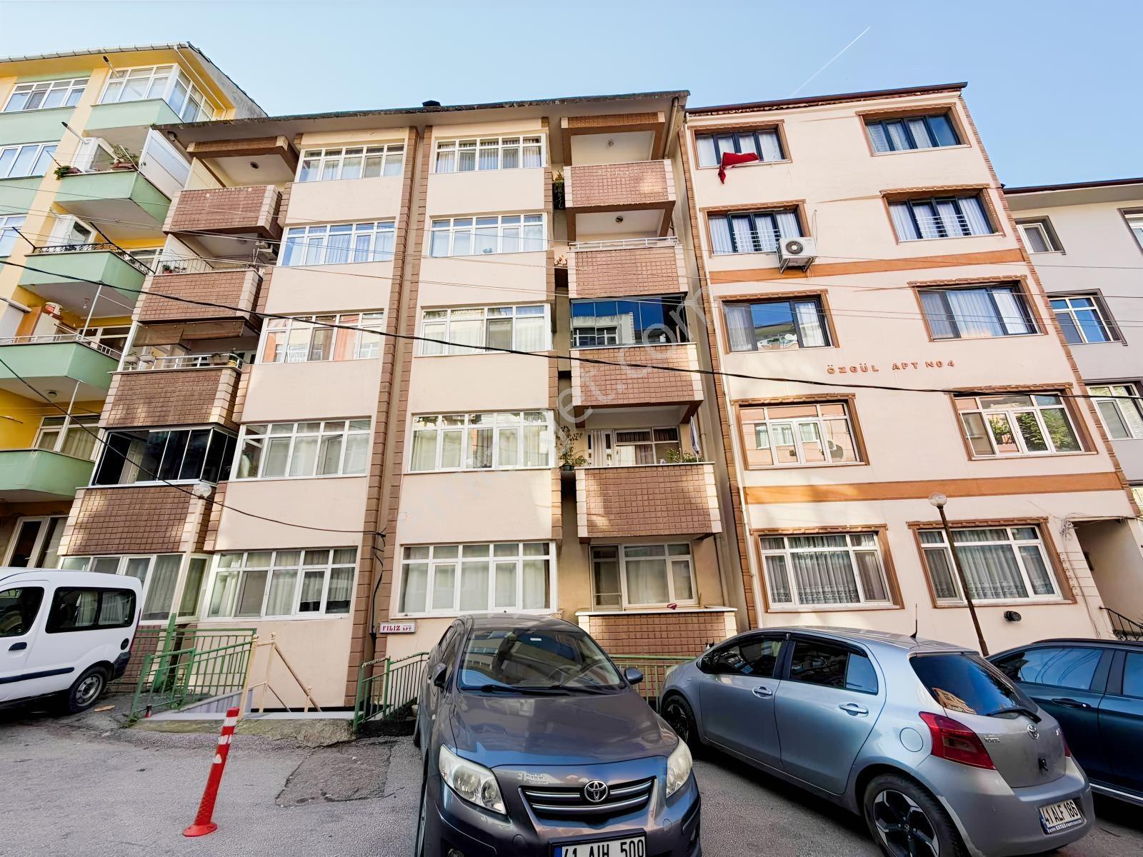 Asayra Emlak Zabıtan Da 3+1 Satılık Arakat