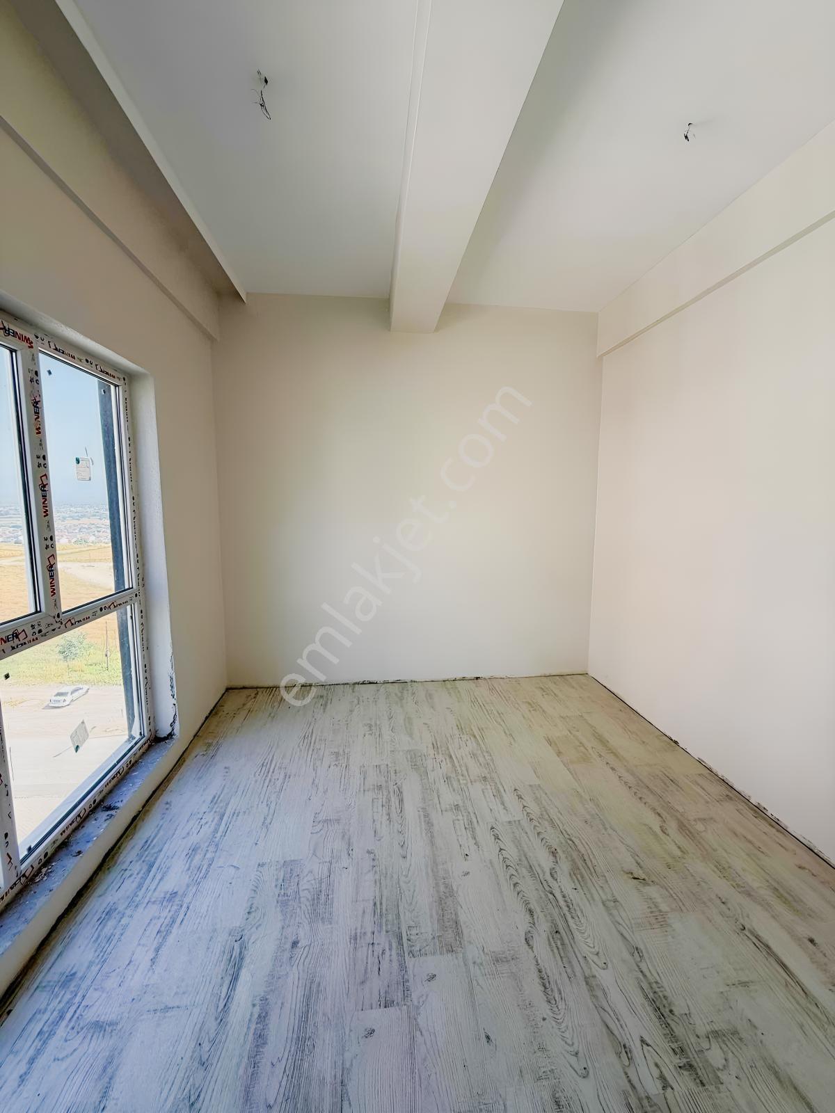 İnegöl Baykoca Mahallesı'nde Satılık 1 + 1 Daıre — fotoğraf 3