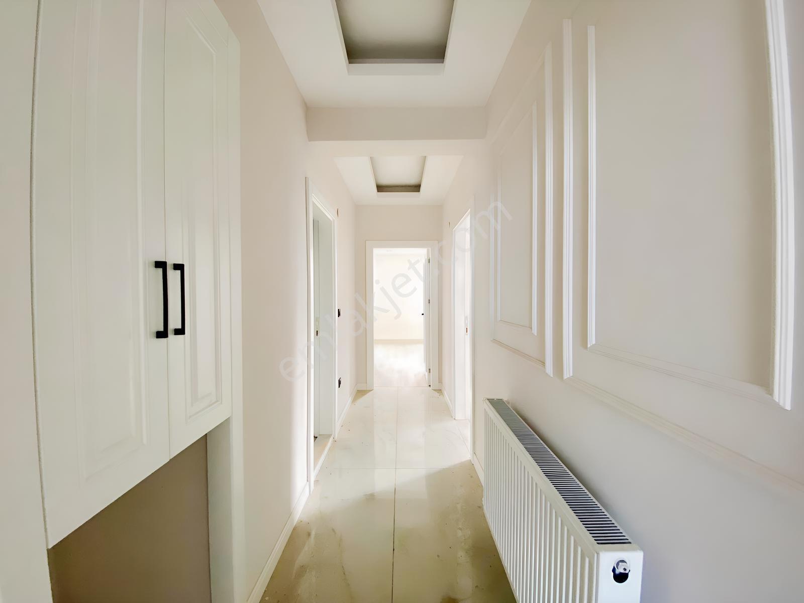 Bornova Caddesine Cephe Deniz Manzarlı Sıfır 3+1 Satılık Daire — fotoğraf 11