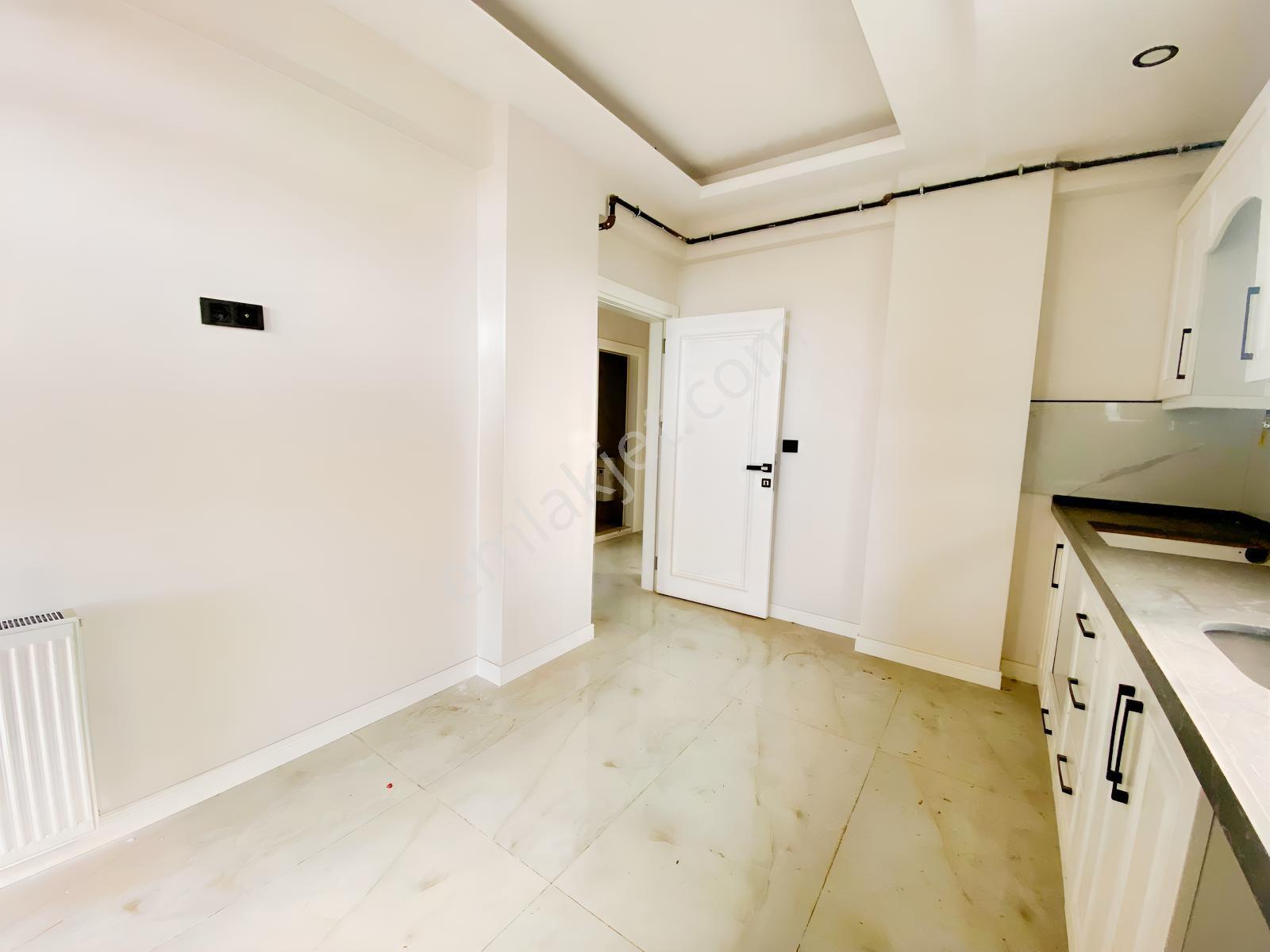Bornova Caddesine Cephe Deniz Manzarlı Sıfır 3+1 Satılık Daire — fotoğraf 15
