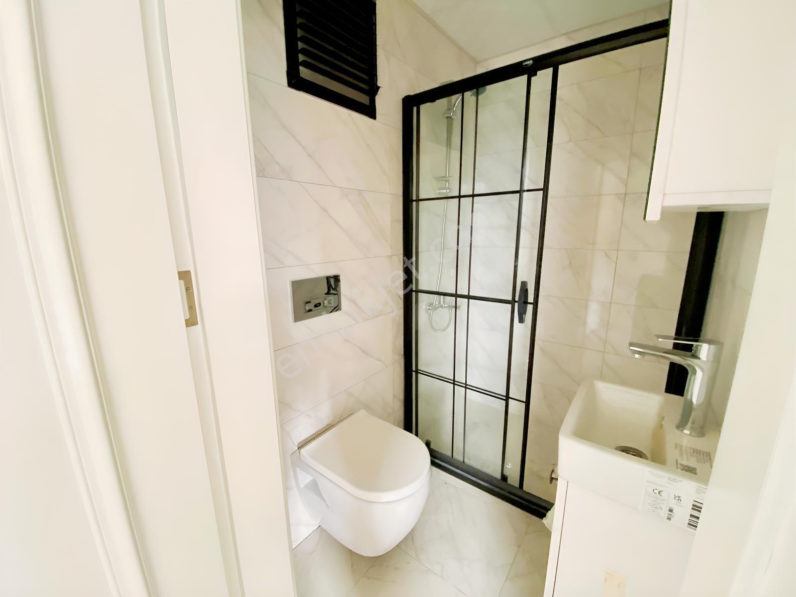 Bornova Caddesine Cephe Deniz Manzarlı Sıfır 3+1 Satılık Daire — fotoğraf 18
