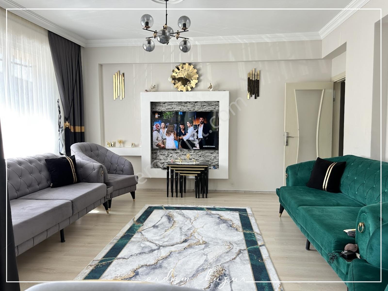 Trabzon 2 Nolu Erdoğduda Satılık 3+1 Daire — fotoğraf 7