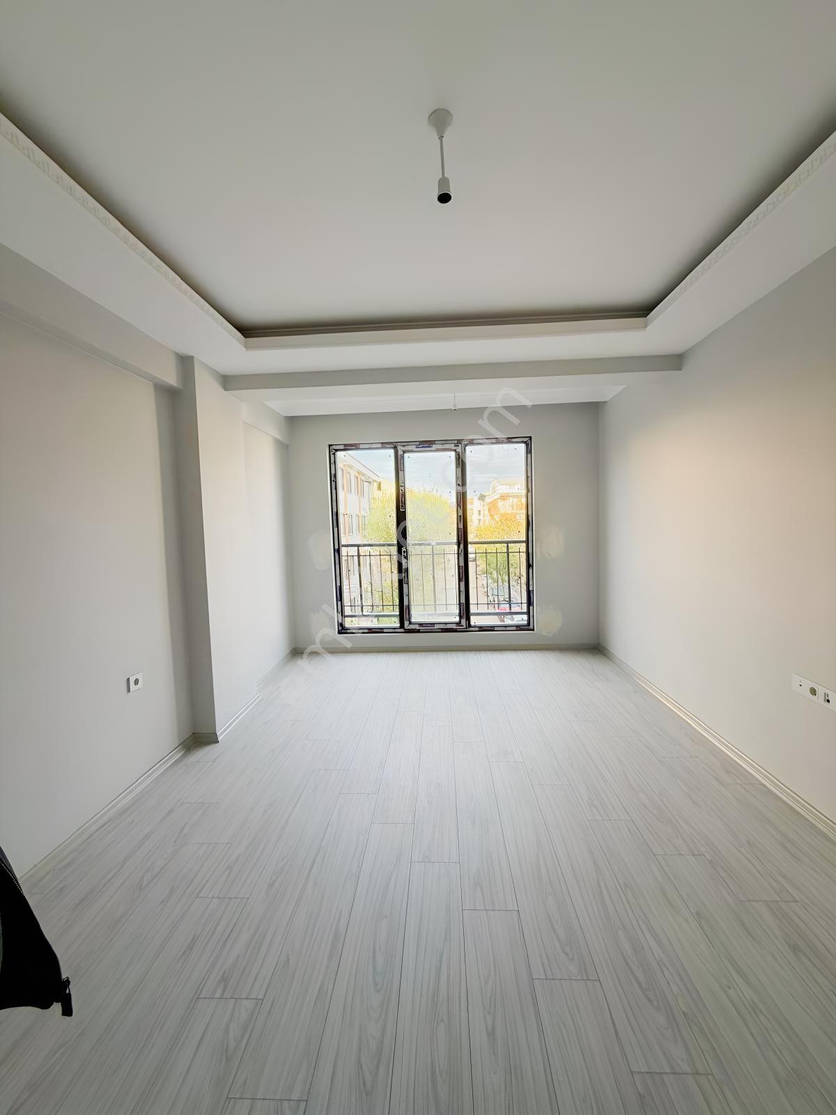 Bandırma Mavi Emlaktan 600 Evler Mah. 2+1 Satılık Daireler