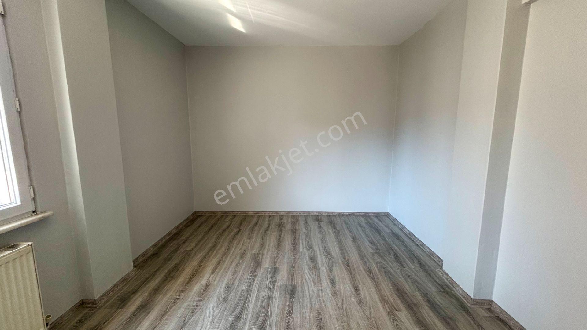 Uzmanlar'dan Çiftlik Caddesi Bakımlı Satılık 3+1 Daire — fotoğraf 10