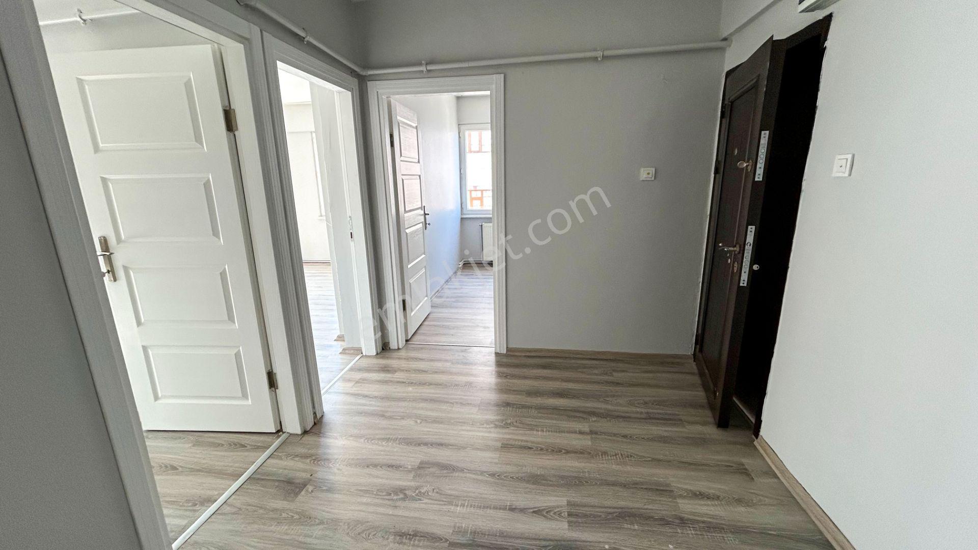 Uzmanlar'dan Çiftlik Caddesi Bakımlı Satılık 3+1 Daire — fotoğraf 16