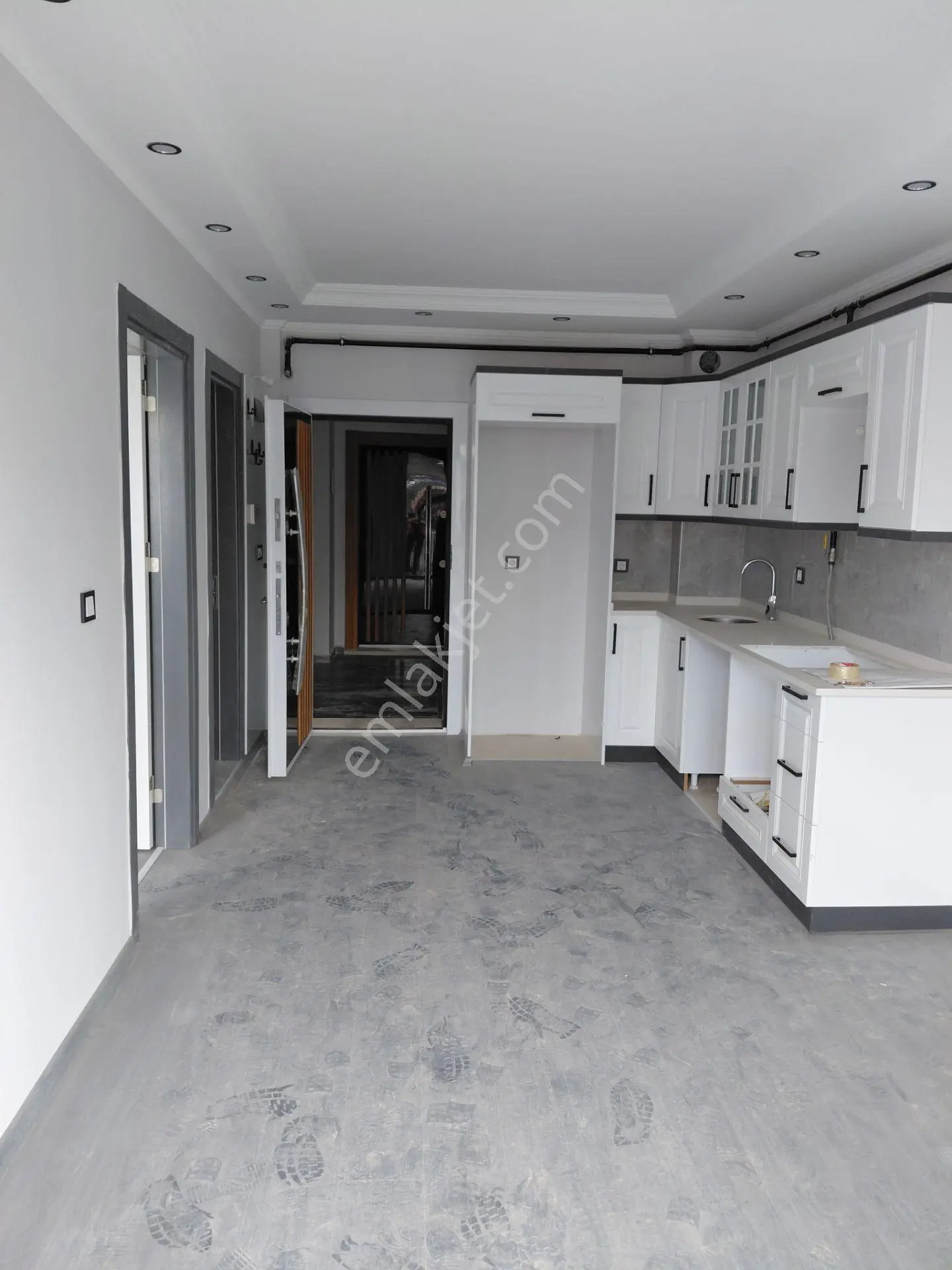 Muradiye De Satılık Site İçi 1+1 55 M2 4.kat Sıfır Daire 2.275.000 Tl — fotoğraf 2