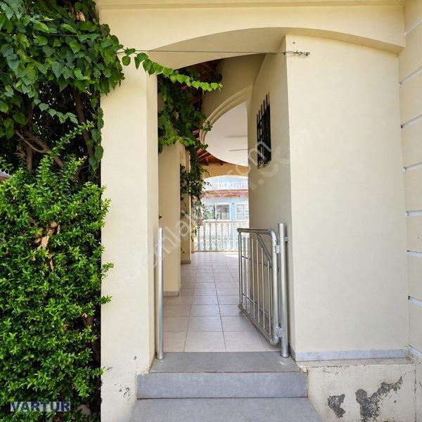 Fethiye Foça'da Havuzlu Sitede Eşyalı 2+1 Satılık Daire — fotoğraf 4