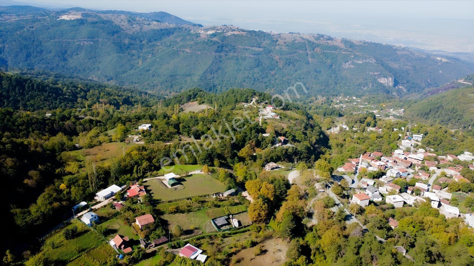 Gökçeörende Bursa Manzaralı Yola Cephe Suyu Olan Satılık Arazi — fotoğraf 3