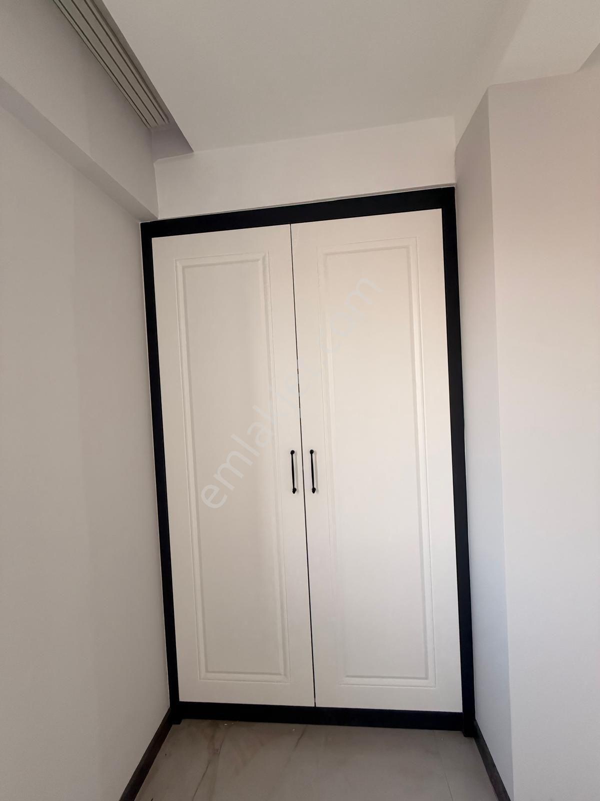 Muratdede Mahallesin De 3+1 150m2 Cadde Üstü Harika Konumda Satılık Fırsat Daire — fotoğraf 8
