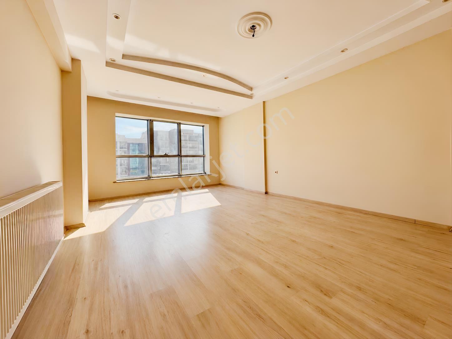 Turyap'Tan İzmir Aydın Asfaltı 3+1 Ön Cephe Ara Kat 140M2
