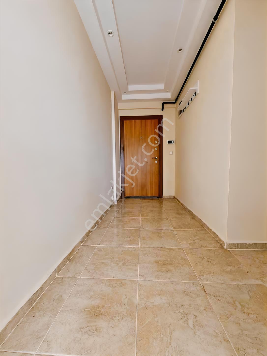 Turyap'tan İzmir Aydın Asfaltı 3+1 Ön Cephe Ara Kat 140m2 — fotoğraf 3
