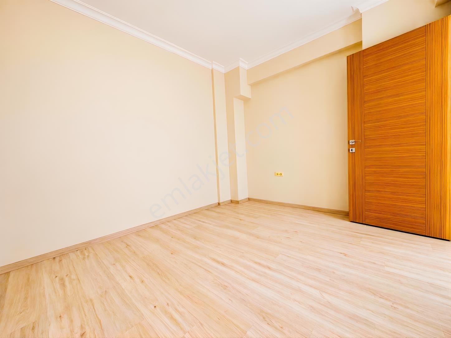 Turyap'tan İzmir Aydın Asfaltı 3+1 Ön Cephe Ara Kat 140m2 — fotoğraf 19