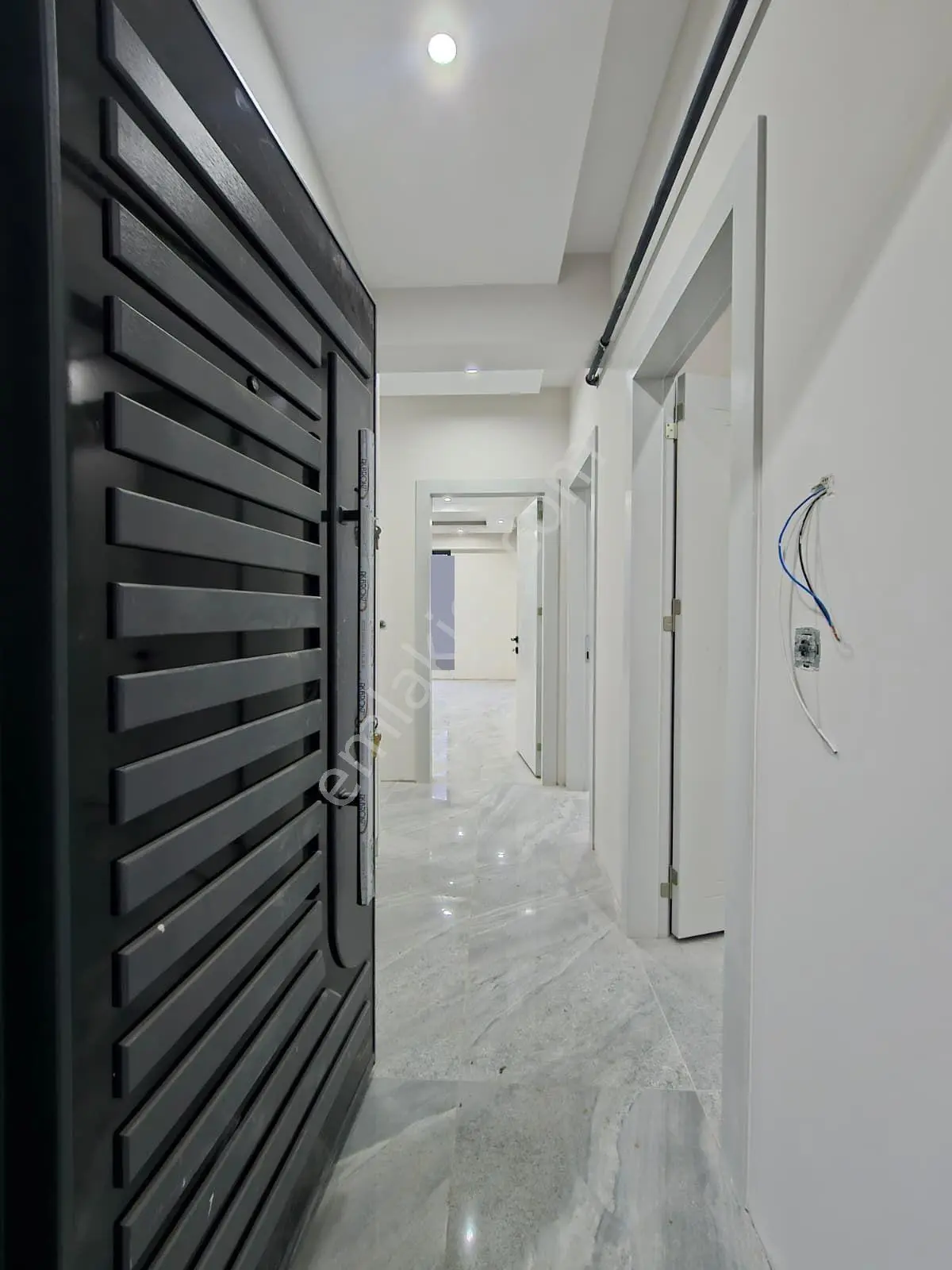 Denizli Şemikler De Cadde Üstü Site İçinde 3+1 Ebeveyn Banyolu Satılık Lüks Daire — fotoğraf 24