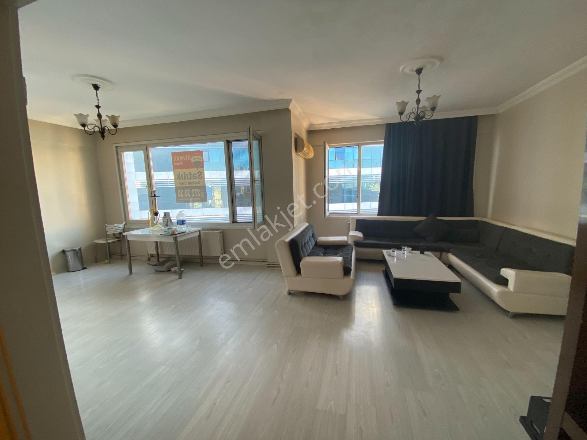 Kartal Belediyesi Karşınında 3+1 Satılık Daire — fotoğraf 12