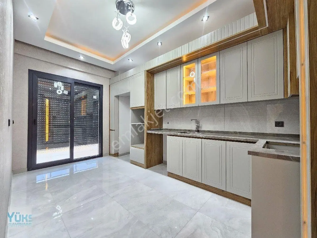 Denizli Şemikler Mahallesinde 2+1 120 M2 Önü Açık Panjurlu Lüks Satılık Daireler