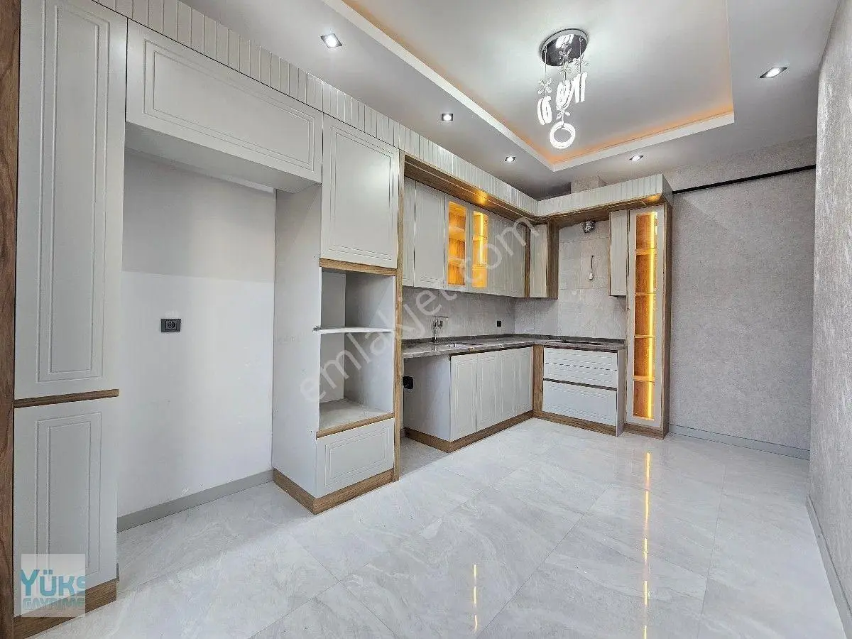Denizli Şemikler Mahallesinde 2+1 120 M2 Önü Açık Panjurlu Lüks Satılık Daireler — fotoğraf 2