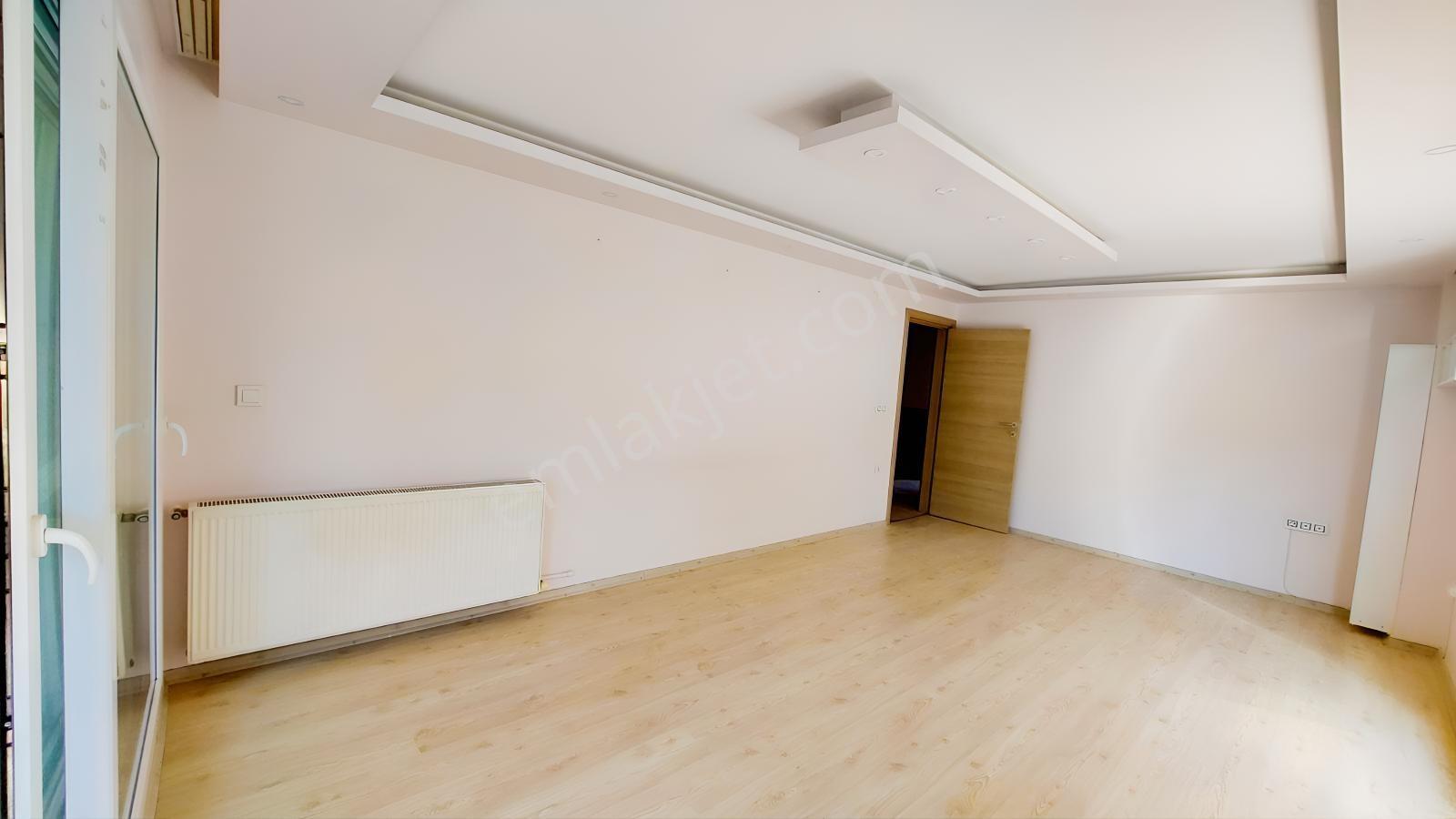 C.b Route Dikili İsmetpaşa 'da Ayrı Mutfak 2+1 Satılık Daire — fotoğraf 12