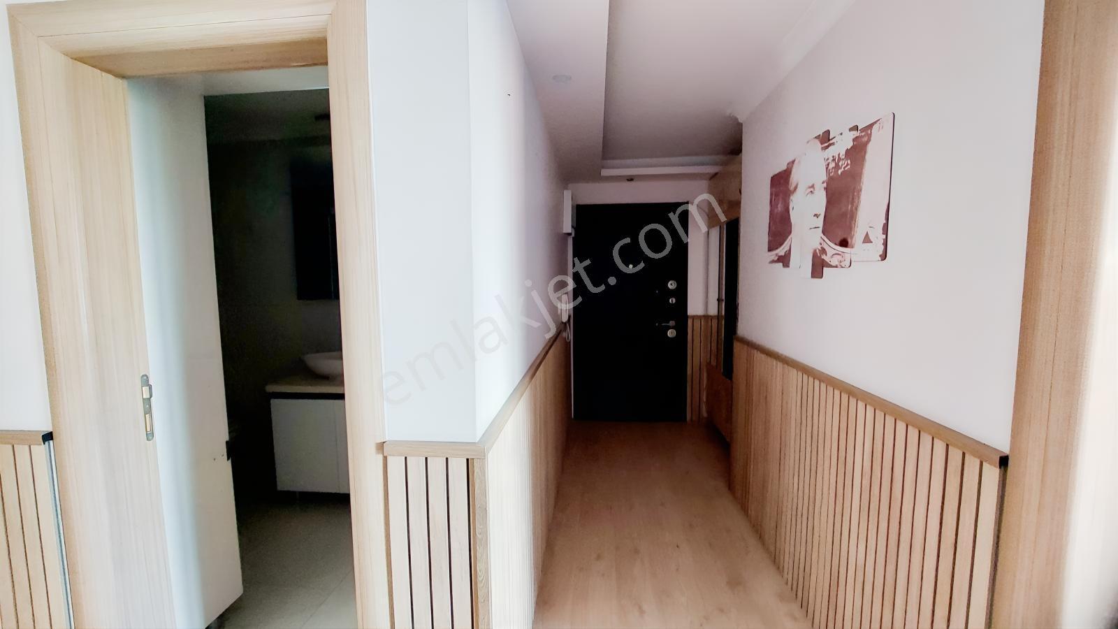 C.b Route Dikili İsmetpaşa 'da Ayrı Mutfak 2+1 Satılık Daire — fotoğraf 20