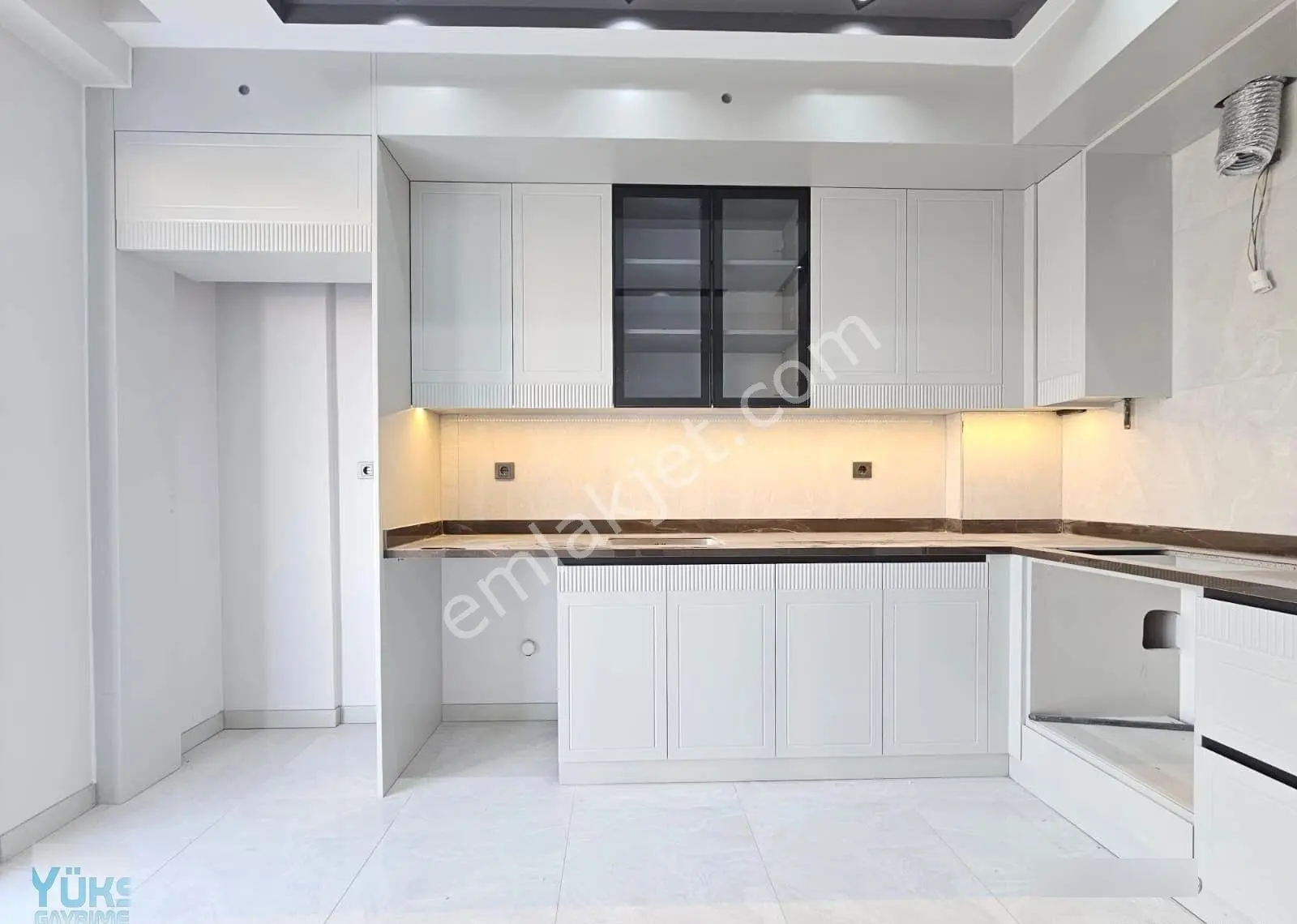 Denizli Şemikler De 2+1 120 M2 Naz Bayrak Yakını Sıfır Lüks Daireler — fotoğraf 3
