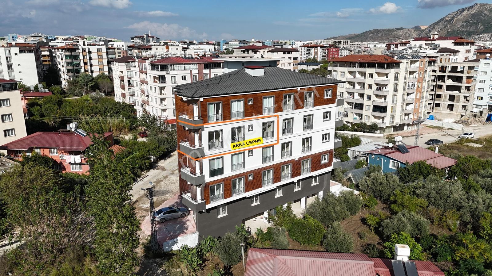 Köşe Başı Nezih Yerde Sıfır Binada 3+1 140 Metrekare Daire — fotoğraf 6