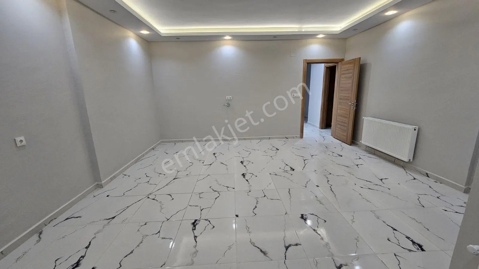 Köşe Başı Nezih Yerde Sıfır Binada 3+1 140 Metrekare Daire — fotoğraf 15