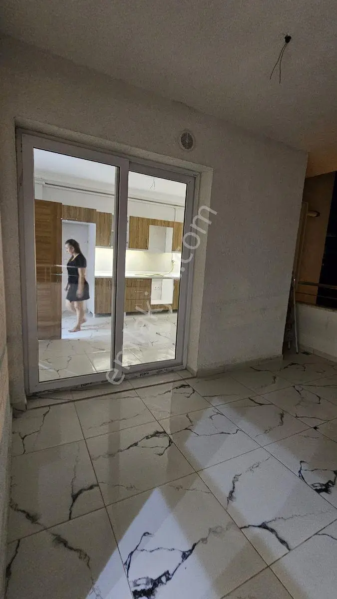 Köşe Başı Nezih Yerde Sıfır Binada 3+1 140 Metrekare Daire — fotoğraf 20