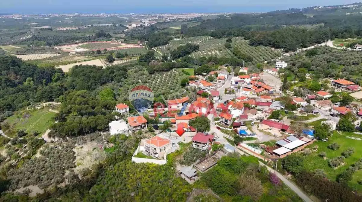 Kuşadası Caferli'de Doğa Manzaralı İmarlı Arsa — fotoğraf 8