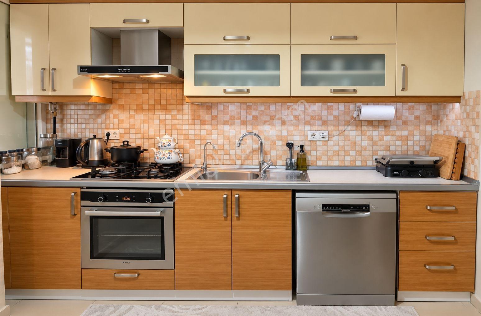 Çekmeköy Taşdelen'de Lüks/ Otoparklı/arakat /3+1 — fotoğraf 15