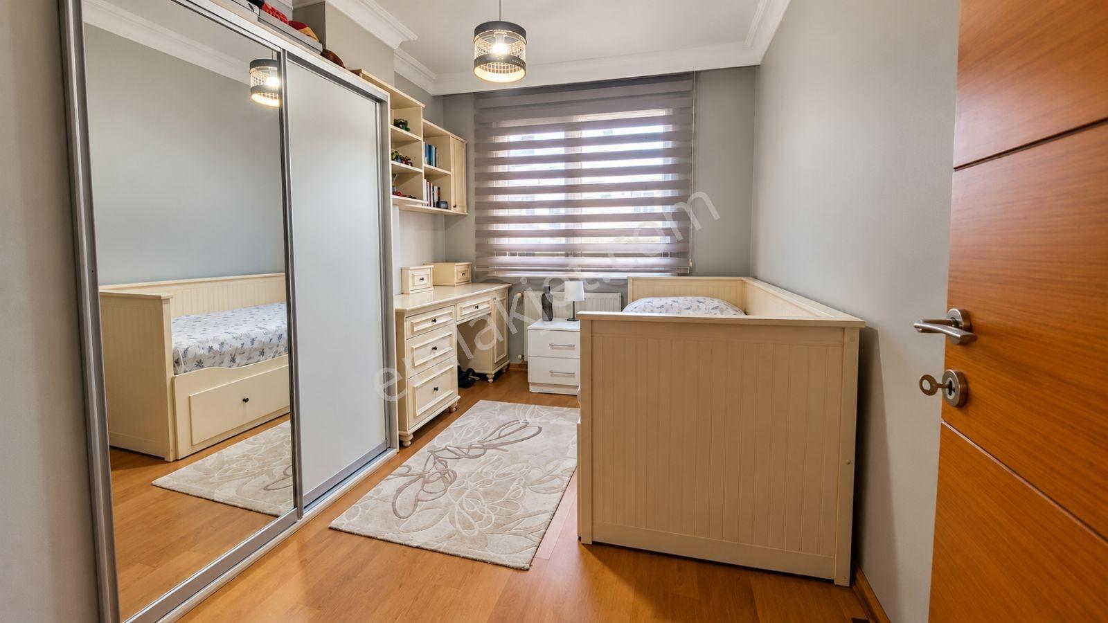 Çekmeköy Taşdelen'de Lüks/ Otoparklı/arakat /3+1 — fotoğraf 19