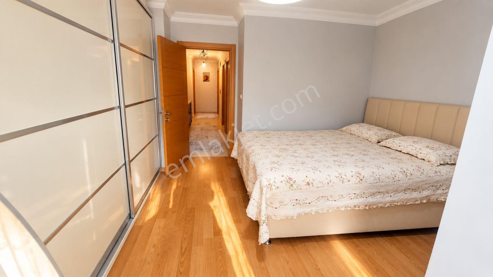 Çekmeköy Taşdelen'de Lüks/ Otoparklı/arakat /3+1 — fotoğraf 25