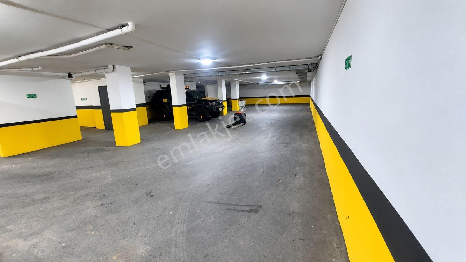 Çekmeköy Taşdelen'de Lüks/ Otoparklı/arakat /3+1 — fotoğraf 31