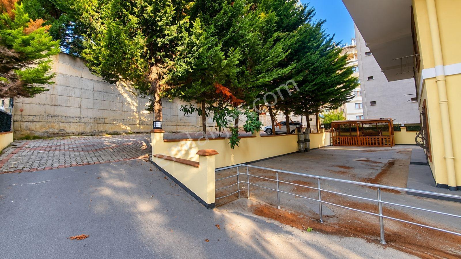Çekmeköy Taşdelen'de Lüks/ Otoparklı/arakat /3+1 — fotoğraf 33