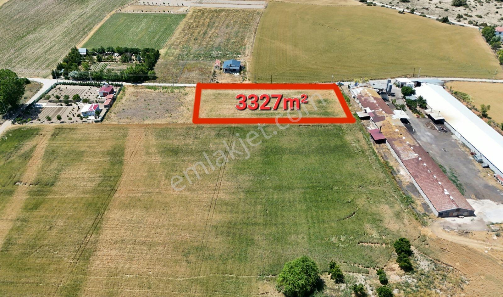 Kutahya Yolu Uzerınde Konum Guzel Arazı 3327m² Bahce Yapılabılır — fotoğraf 2