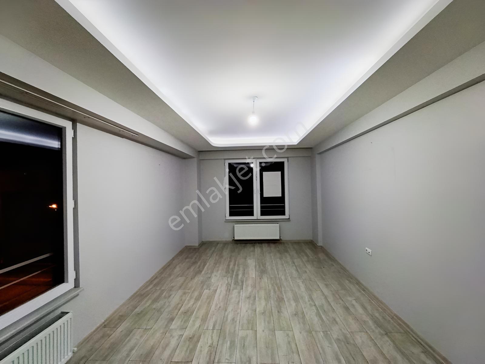 Eminevim, Birevim, Banka Kredisine Vb. Uygun, Site İçi, Lüks 3+1 — fotoğraf 3