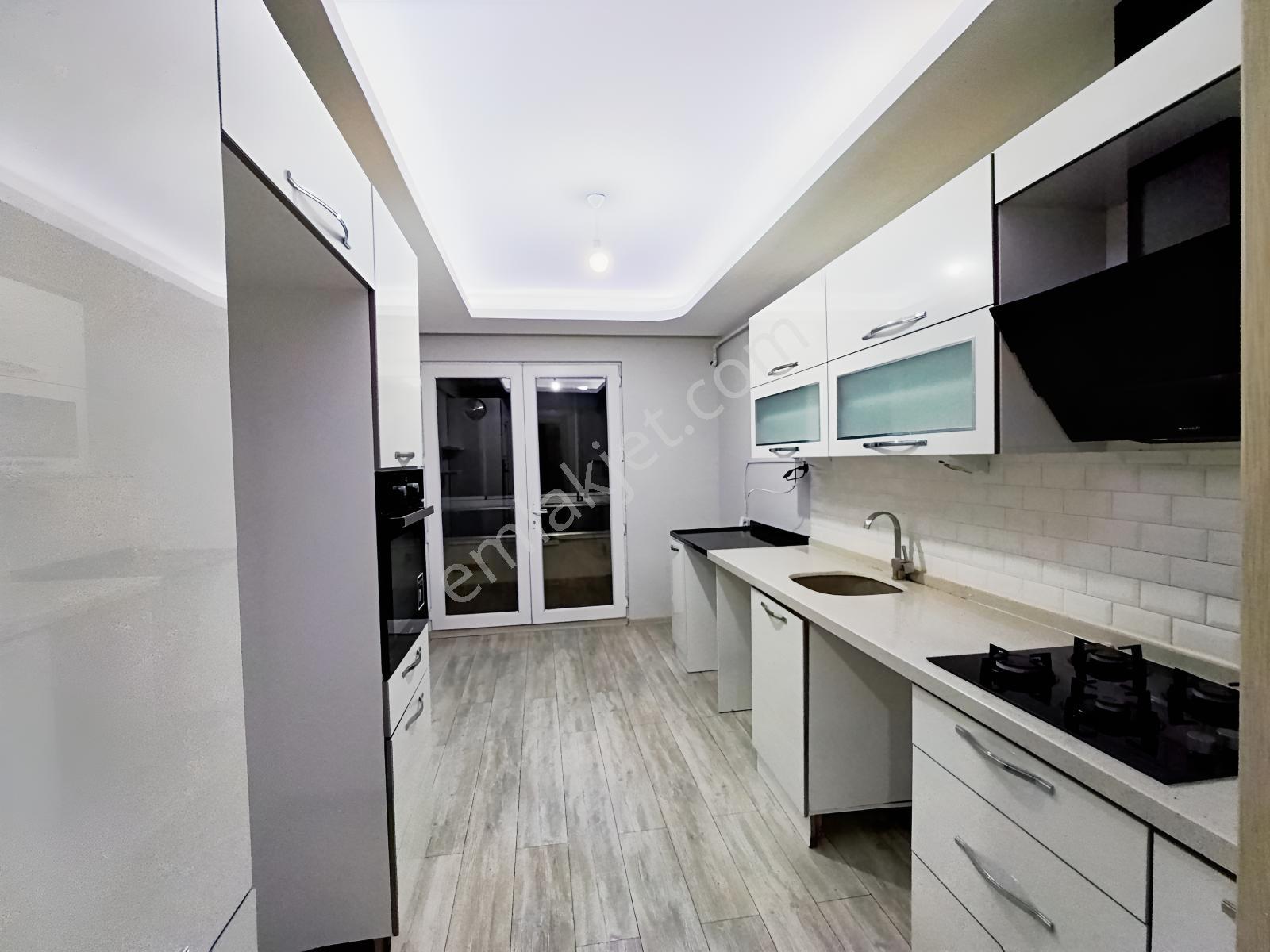 Eminevim, Birevim, Banka Kredisine Vb. Uygun, Site İçi, Lüks 3+1 — fotoğraf 6