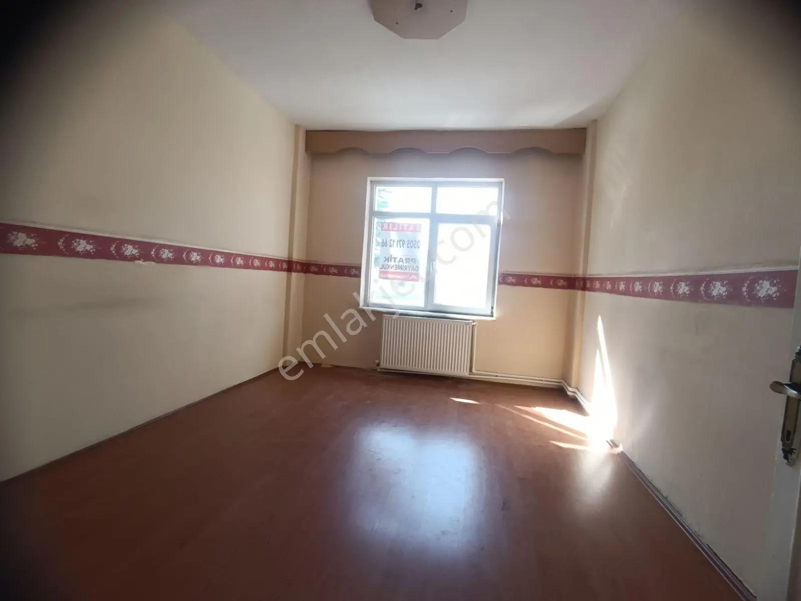 Gökkent De Satlık 3+1 Kombili Zemin Kat — fotoğraf 6