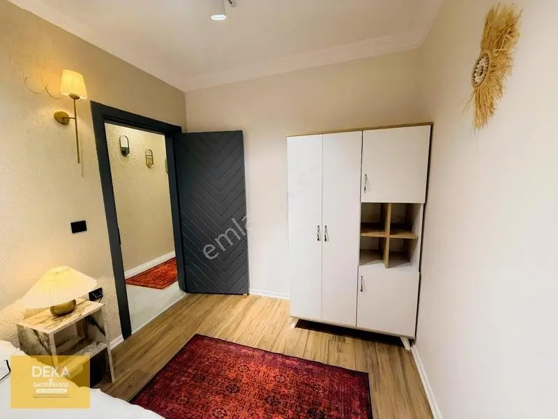 Deka Gayrimenkul'den Lüks Eşyalı Kombili 1+1 Daire — fotoğraf 9