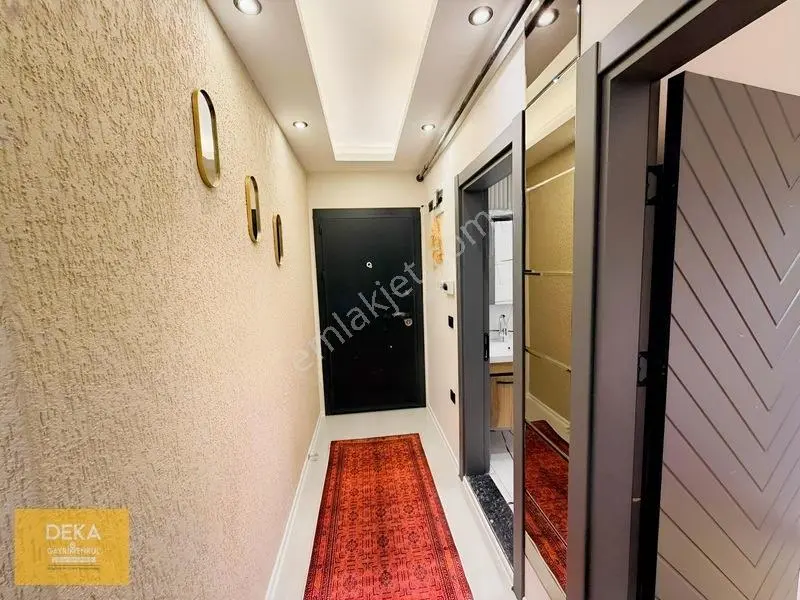 Deka Gayrimenkul'den Lüks Eşyalı Kombili 1+1 Daire — fotoğraf 13