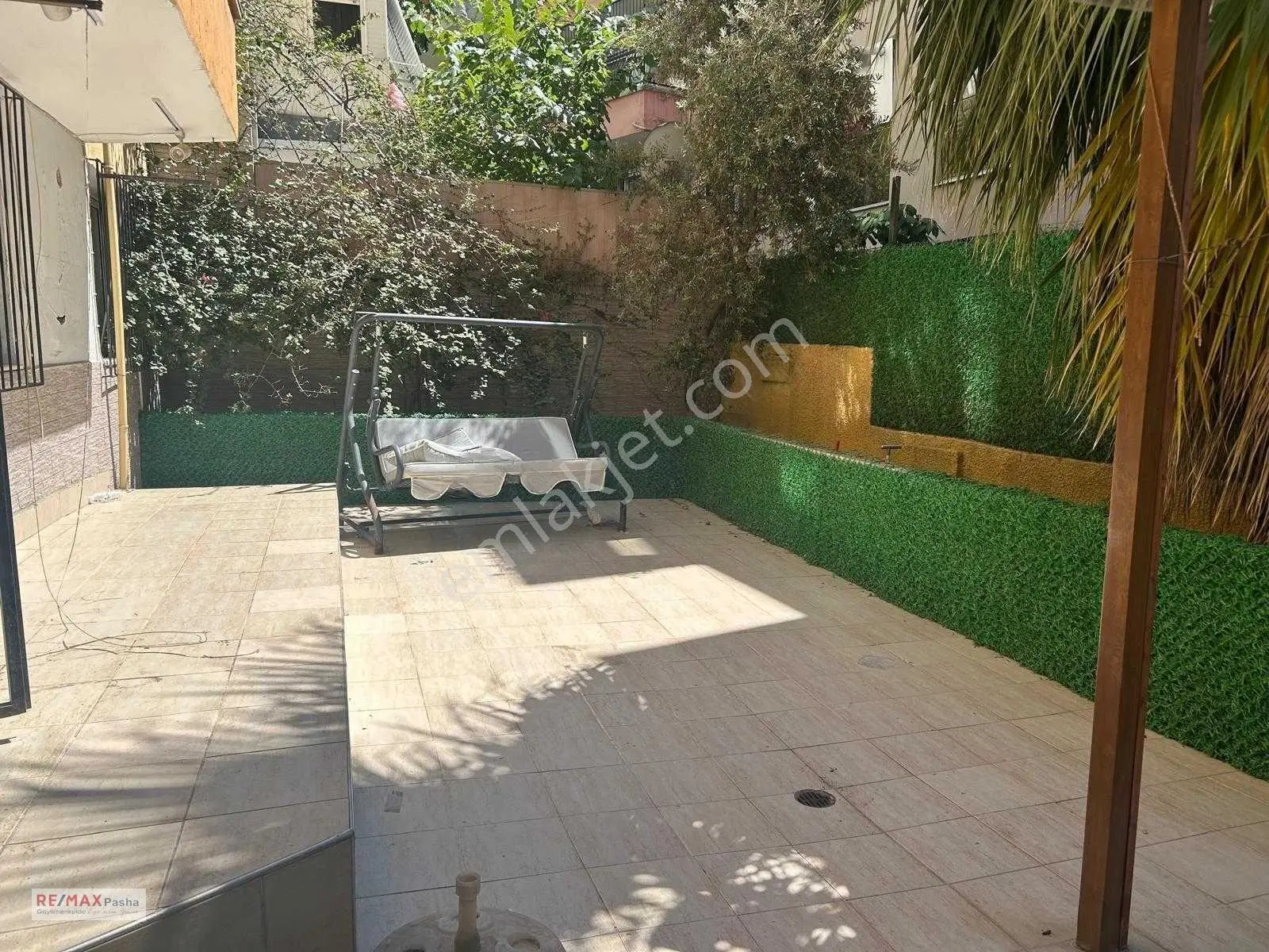 Konak Çankaya'da Hatay Nokta, Bahçe'li Doğalgazlı Ferah 2+1 Daire — fotoğraf 12