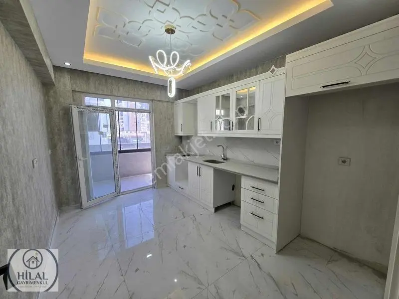 Seyrantepe Mah Liv Hospital Yanı Arakat Lüks Satlık 2+1 Daire